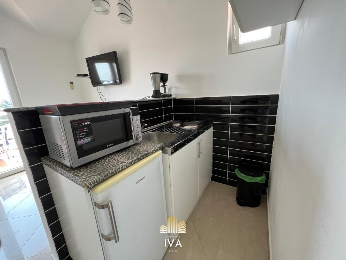 Apartmani Iva Becici المظهر الخارجي الصورة