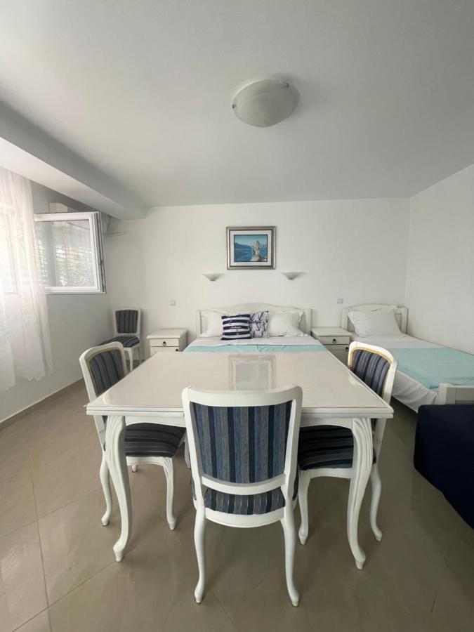 Apartmani Iva Becici المظهر الخارجي الصورة